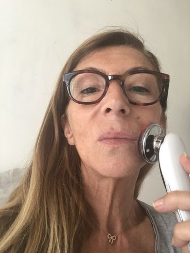 Customer photo review of LightPro 7en1 Fontanay™ Lifting Luminothérapie