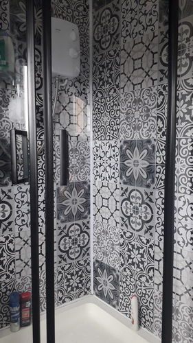 Customer photo review of ShowerWorX Atlantic Matt Black 900mm Quadrant Shower Enclosure with 6mm Safety Glass