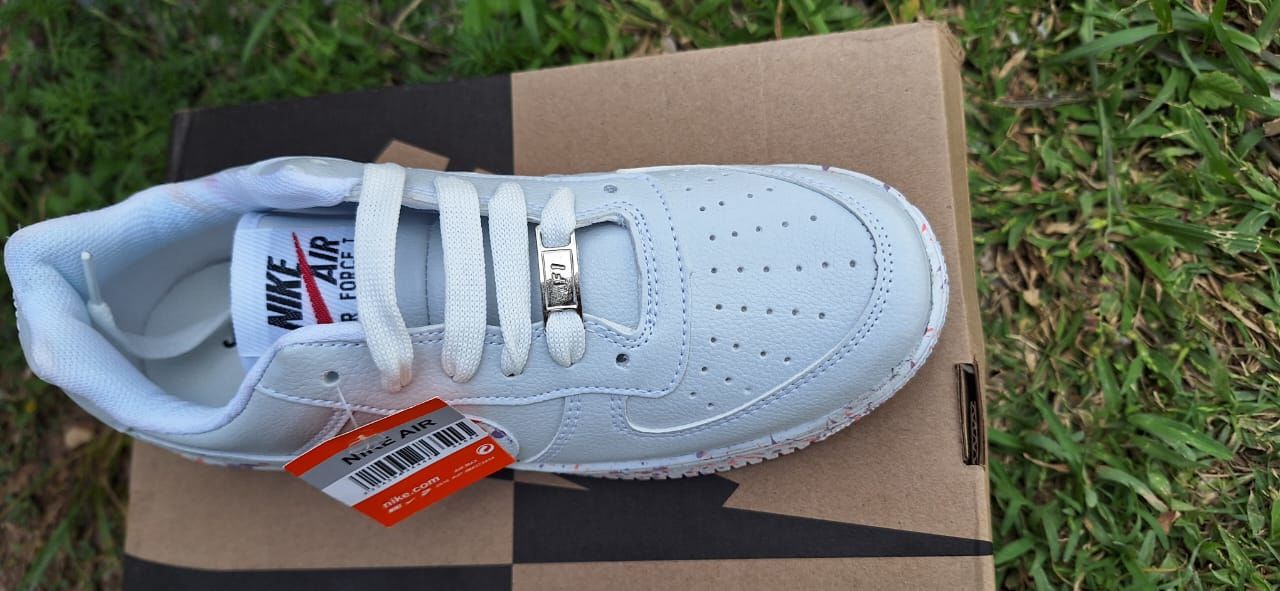 Customer photo review of Tenis 270 Plus Charpeado Coral Lila