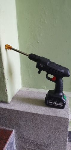 Customer photo review of Cleaner Pro | Schnurloser Hochdruckreiniger