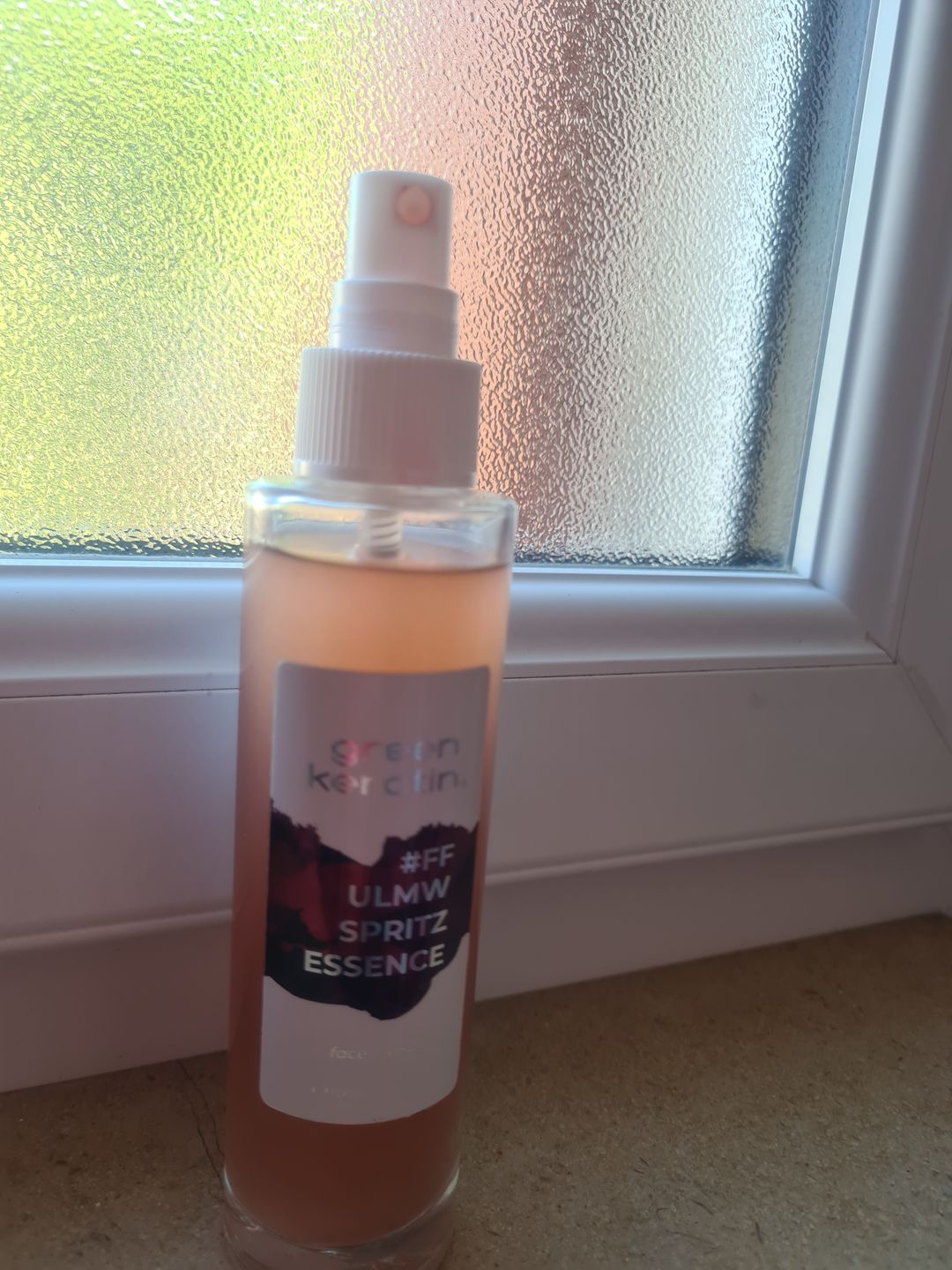 Customer photo review of ULMW SPRITZ - Essence pour le visage, Original