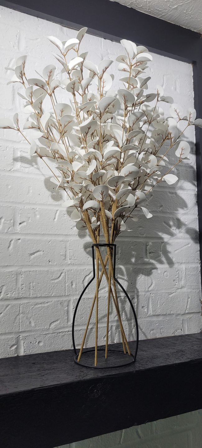Customer photo review of Faux Eucalyptus - White (5 Stems)