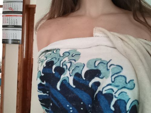 Customer photo review of The Great Wave off Kanagawa Plaj Havlusu