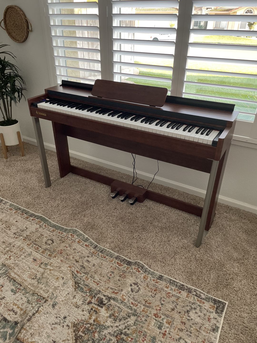 Customer photo review of Donner DDP-200 Piano Numérique 88 Touches Toucher Lourd Piano DGH Amélioré