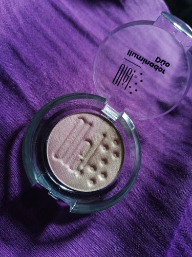 Customer photo review of Iluminador Dúo, 2.5 g