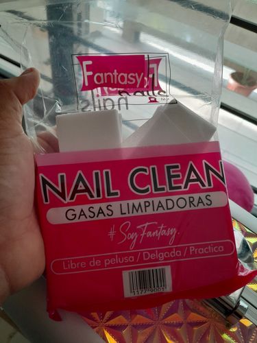 Customer photo review of Toallitas Limpiadoras 1000 pzas aprox. Fantasy Nails