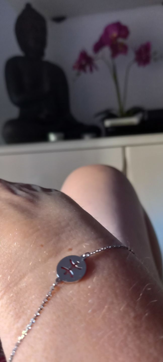 Customer photo review of Pulsera Zodiaco