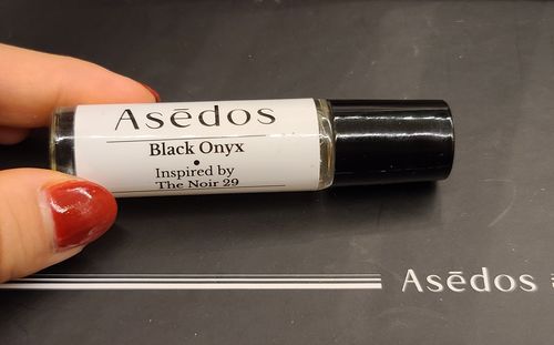Customer photo review of BLACK ONYX PERFUME OIL