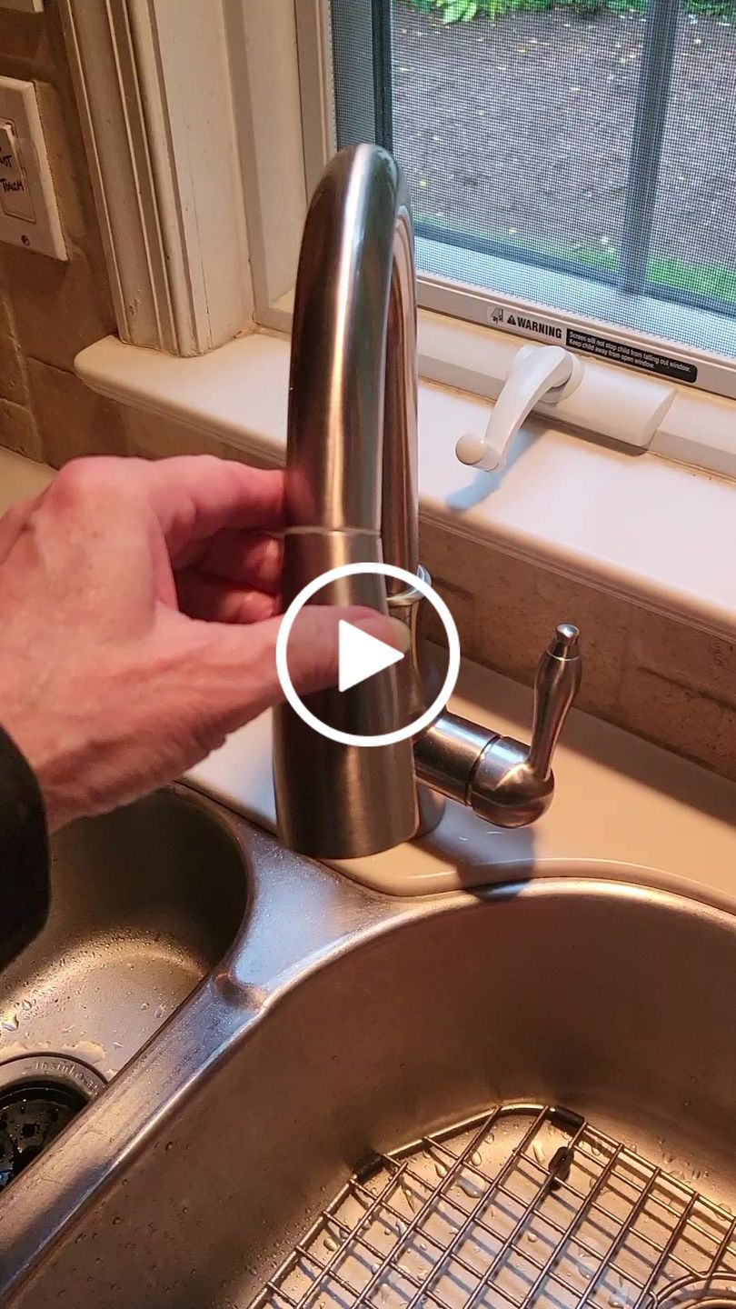 Customer video review of Victorian Single-Hole Kitchen Faucet With Pull Out Spout