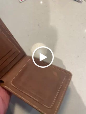 Customer video review of Cognac Full Grain Leather Minimalist Wallet