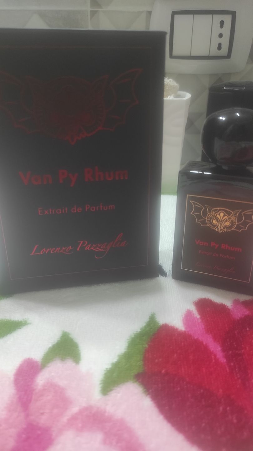 Customer photo review of LORENZO PAZZAGLIA - VAN PY RHUM