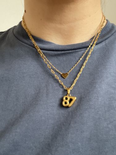 Customer photo review of 80s + 90s Bubble necklace