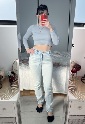 Customer photo review of Impact High Waist T4X Straight Leg Jeans - Vintage Blue