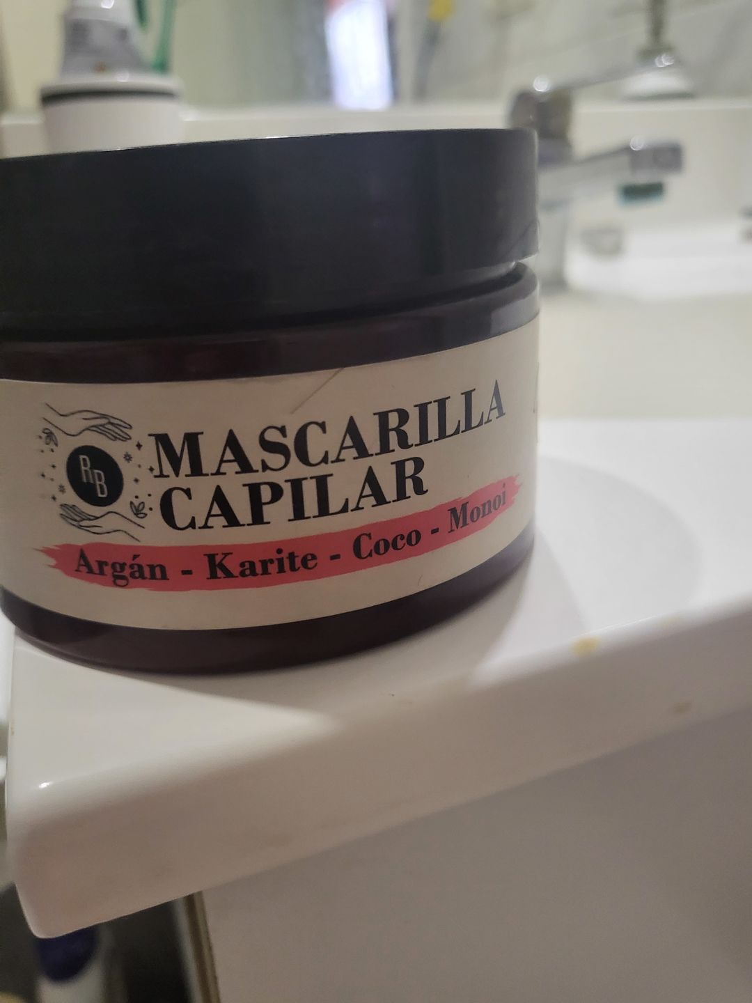 Customer photo review of Mascarilla Capilar Ultra Humectante + REGALO Peineta de Madera
