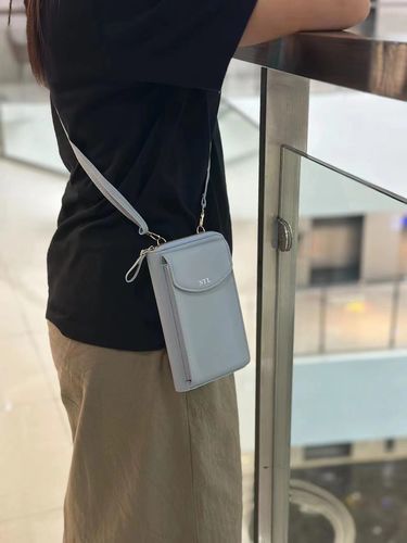 Customer photo review of The Original STL Clutch Wallet 2.0™ (fits all phones)
