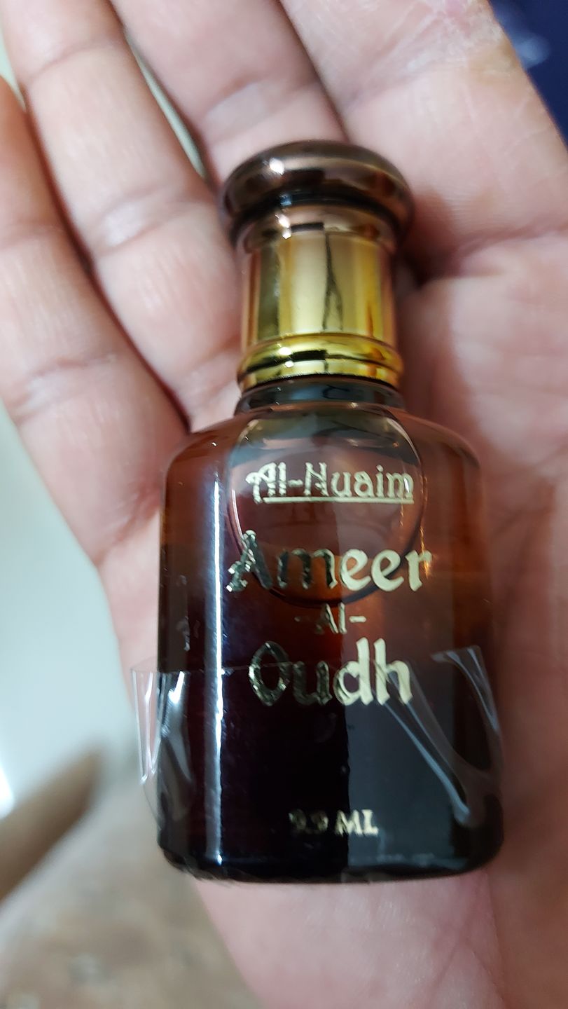 Customer photo review of Al Nuaim AMEER -AL- OUDH Attar 9.9ml