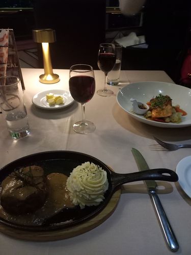 Customer photo review of Menú Golden