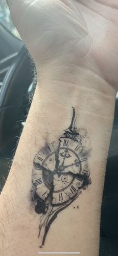 Customer photo review of Horloge brisée