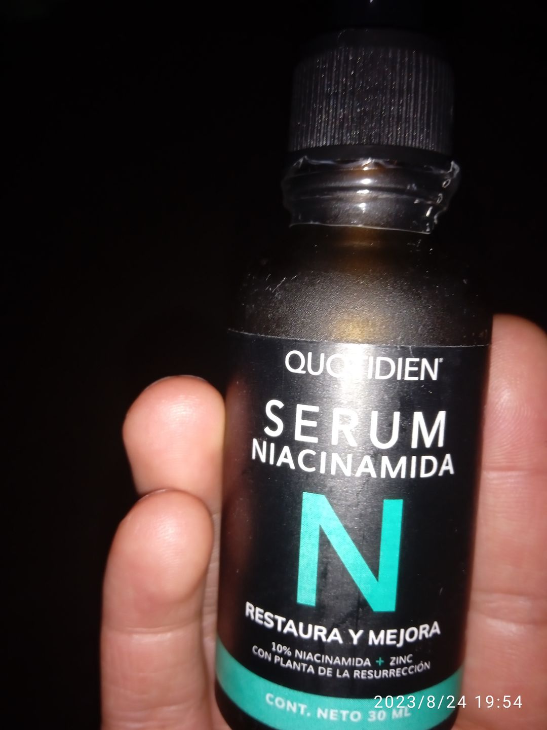 Customer photo review of Kit Los Esenciales (29% OFF) - Serum de Vitamina C 30ml + Serum de Niacinamida 30ml + Serum de Ácido Hialurónico 30ml
