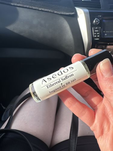 Customer photo review of ETHEREAL SAFFRON PERFUME OIL