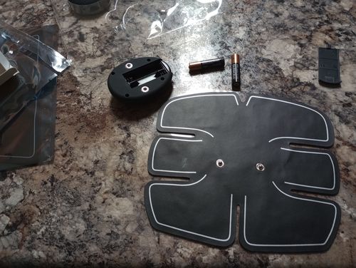 Customer photo review of The Ultimate EMS Abs & Muscle Trainer