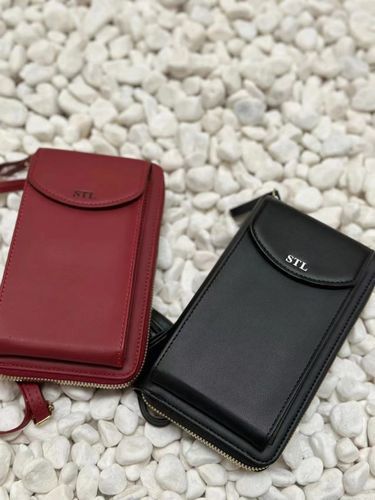 Customer photo review of The Original STL Clutch Wallet 2.0™ (fits all phones)