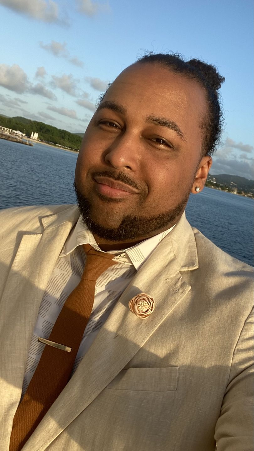 Customer photo review of The Desert Dreams Rust Tie Set