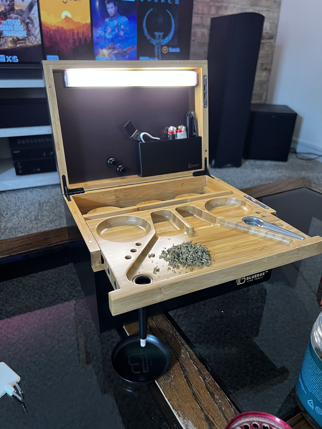 Customer photo review of DISCOVERY Storage stash Box Natural