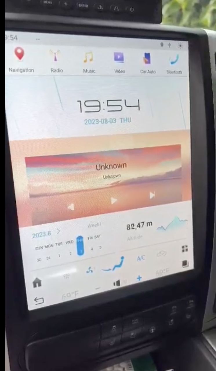 Customer photo review of Dodge RAM 2013-2019 — 12.1" Tesla-Style Apple CarPlay Screen