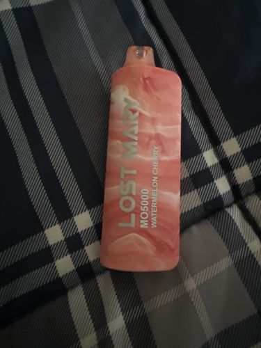Customer photo review of Lost Mary MO5000