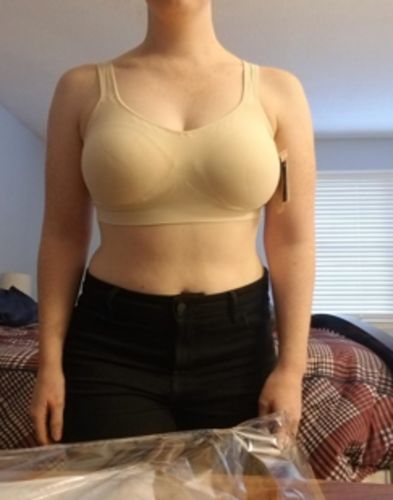 Customer photo review of Glammering® Premium Wireless Shaper Bra