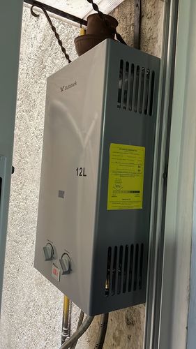 Customer photo review of Boiler De Paso Calentador Agua Gas Natural 2.5 Serv 12 L