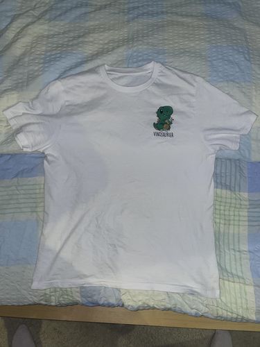 Customer photo review of VINOSAURIER - Premium Shirt Herren