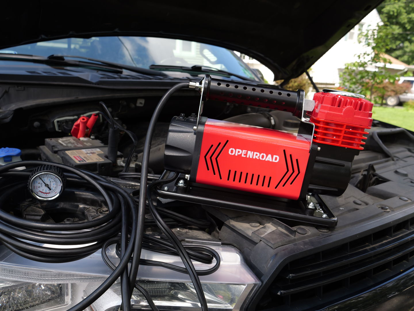 Customer photo review of OPENROAD 12V Portable Inflator Air Compressor Heavy Duty, 5.65CFM Truck Tires Inflator, Offroad Air Compressor Kit for Car Tires 150PSI