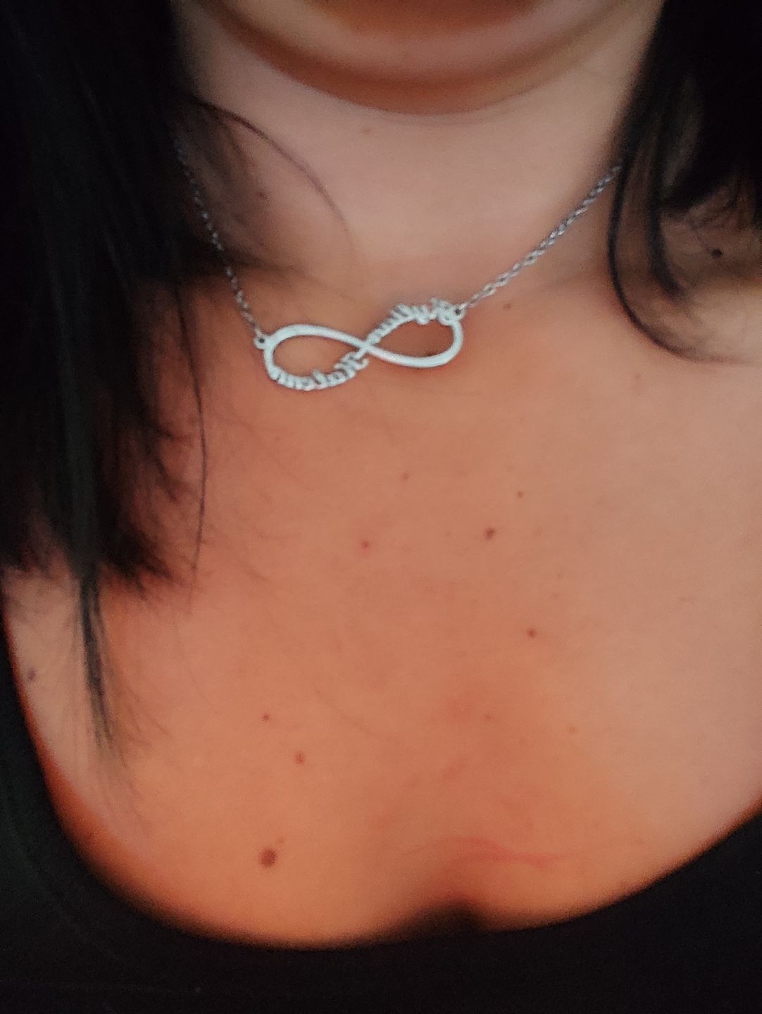 Customer photo review of Collier Infini Personnalisable Deux Prénoms