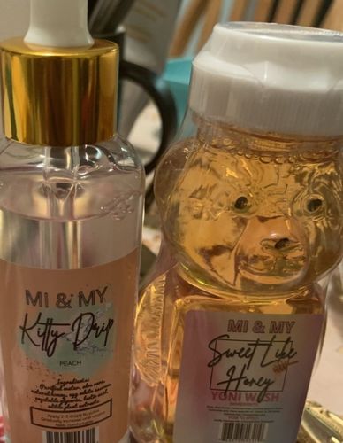 Customer photo review of Sweet Like Honey Yoni Wash