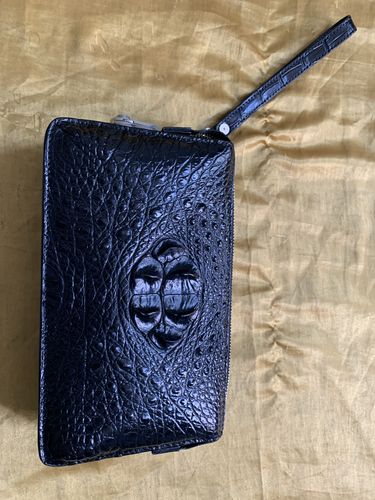 Customer photo review of Crocodile  Bone  Leather  Clutch Bag With Band String Black