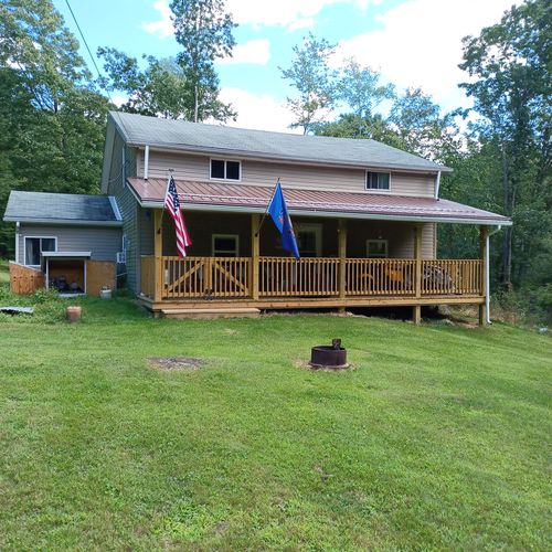 Customer photo review of State of Pennsylvania Flag - Official Design and Specifications - Outdoor Nylon