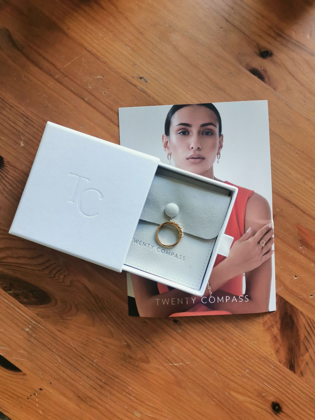 Customer photo review of Éclat Ring - Gold