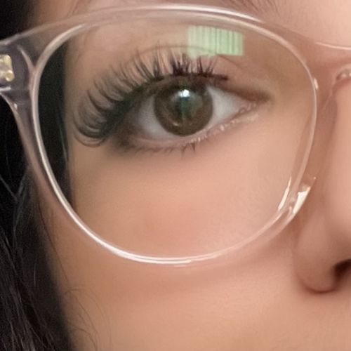 Customer photo review of L.W.I Icons Only Russian Strip Lashes