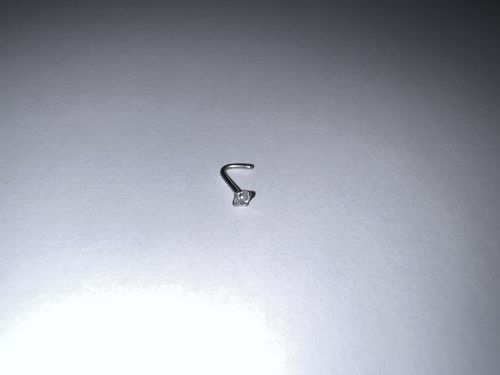 Customer photo review of Les piercings diamant