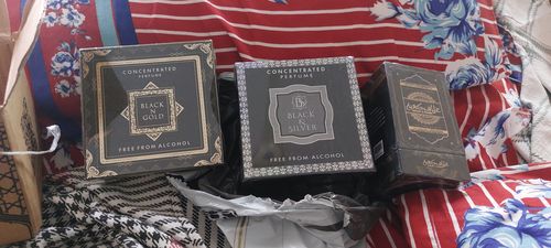 Customer photo review of Black And Silver | Premium Attars | 12ml