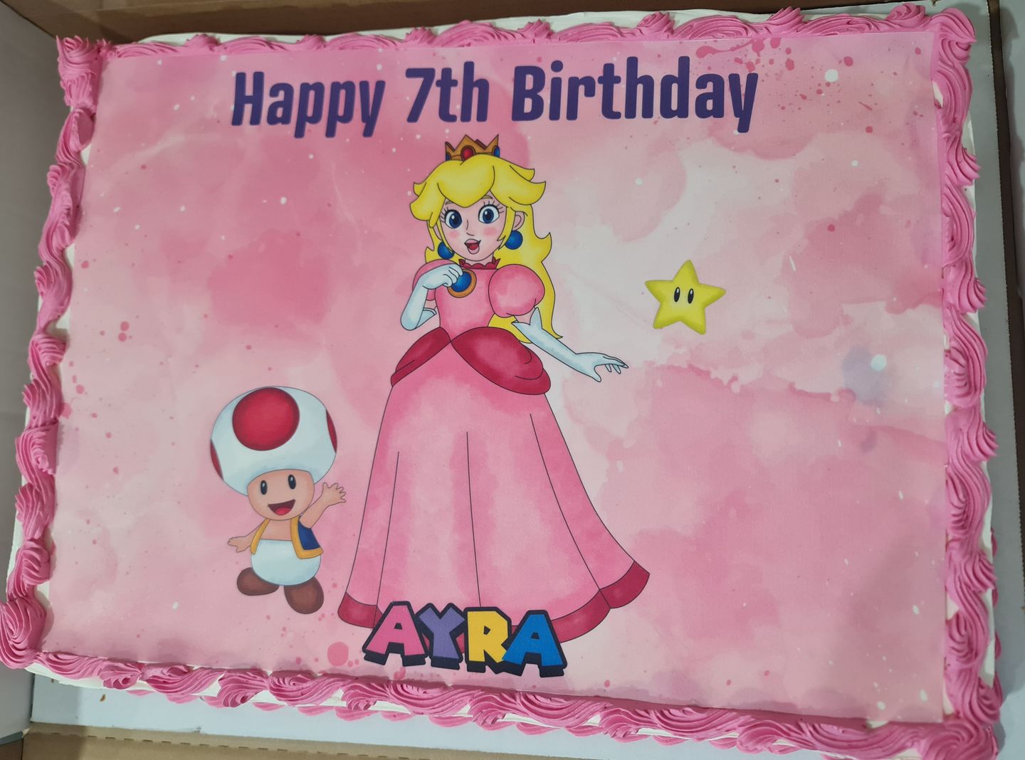 Customer photo review of Princess Peach - Super Mario Bothers - Edible Icing Toppers
