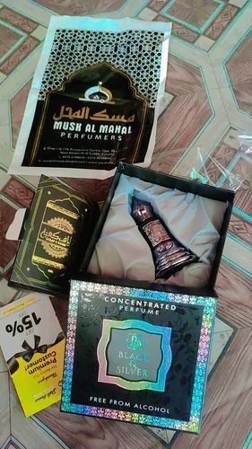 Customer photo review of Black And Silver | Premium Attars | 12ml