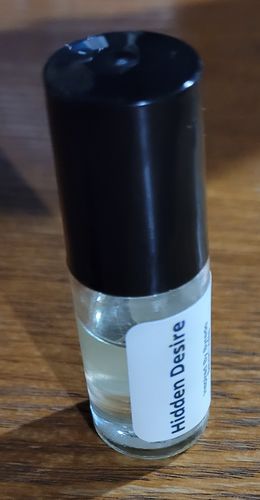 Customer photo review of Hidden Desire- (W)