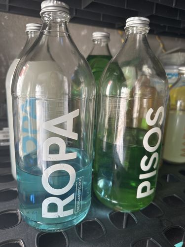 Customer photo review of Detergente de ROPA hipoalergénico