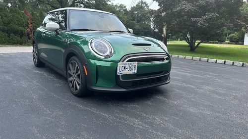 Customer photo review of 2020-Up Mini Cooper SE Electric Tow Hook License Plate Mount Bracket