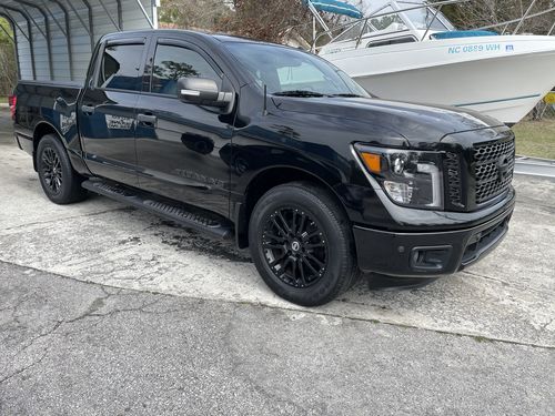 Customer photo review of Nissan Titan 2004 - 2024 | HD Kit