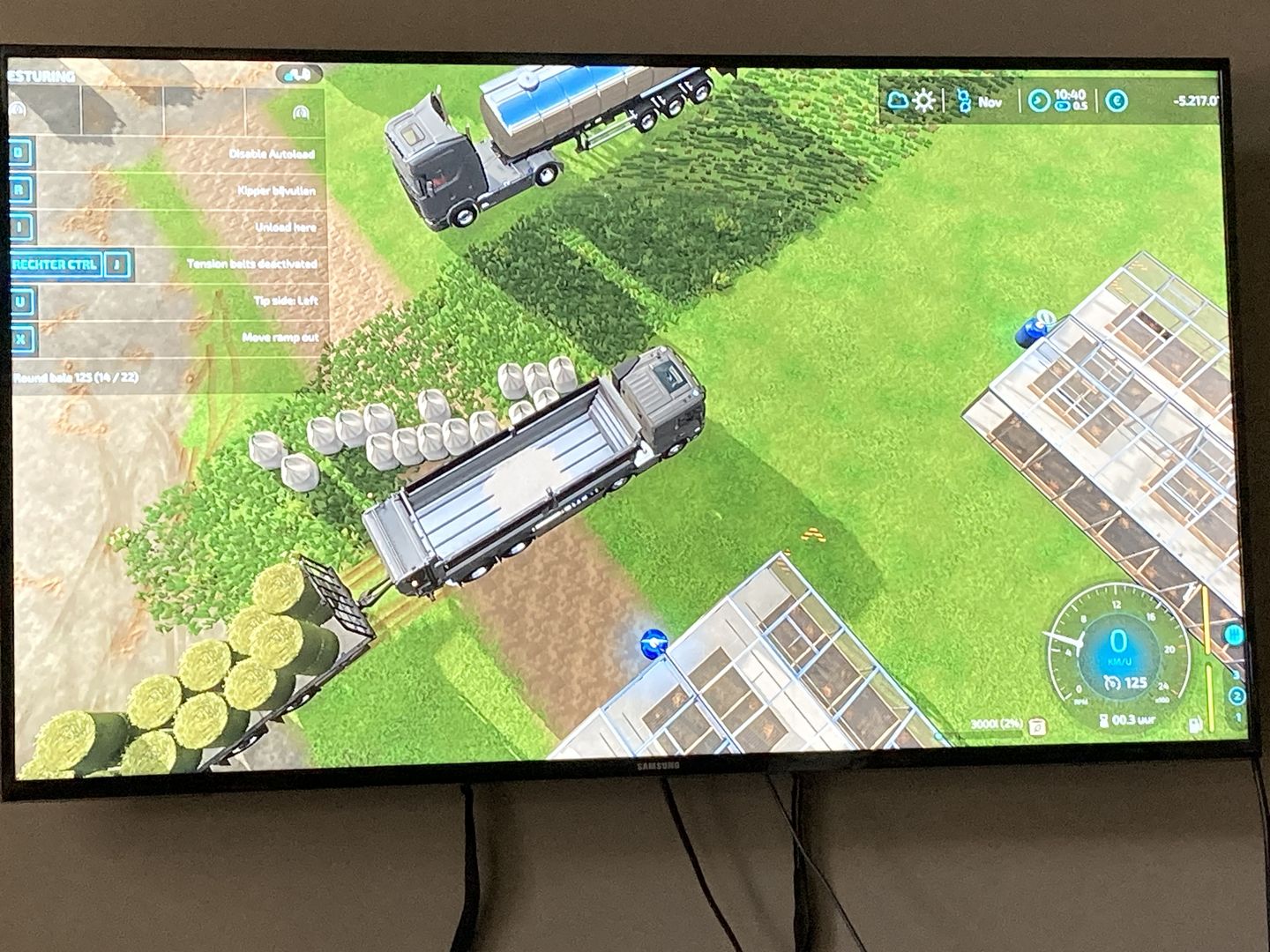 Customer photo review of ScreenON - Farming Simulator 22 - GamePC - COMB.V11FS22 - Ryzen 5 - 240GB SSD - RX 550 4GB - Saitek Farm Sim System
