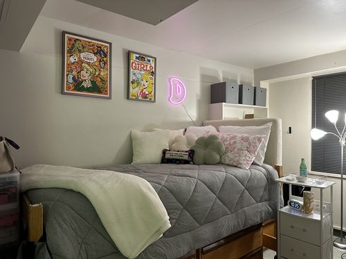 Customer photo review of Brite Lite New Neon Sign: D